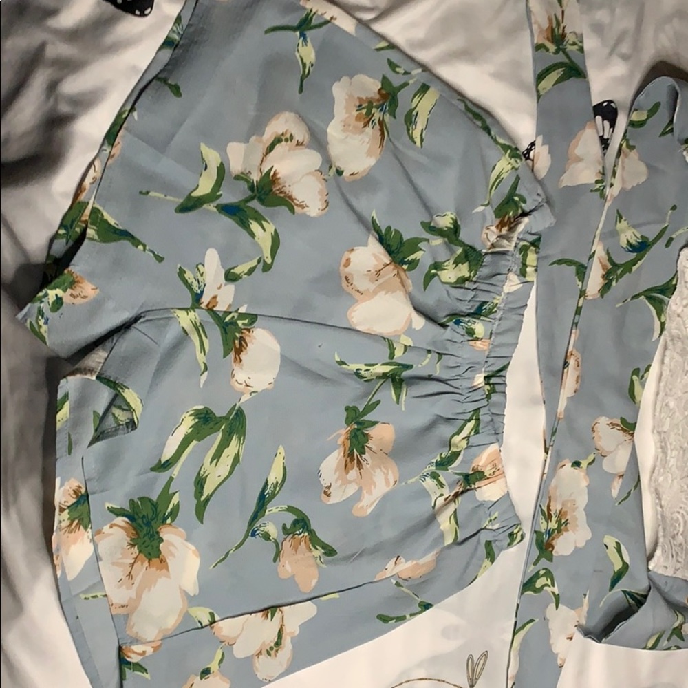 Matching set - Picture 3 of 3